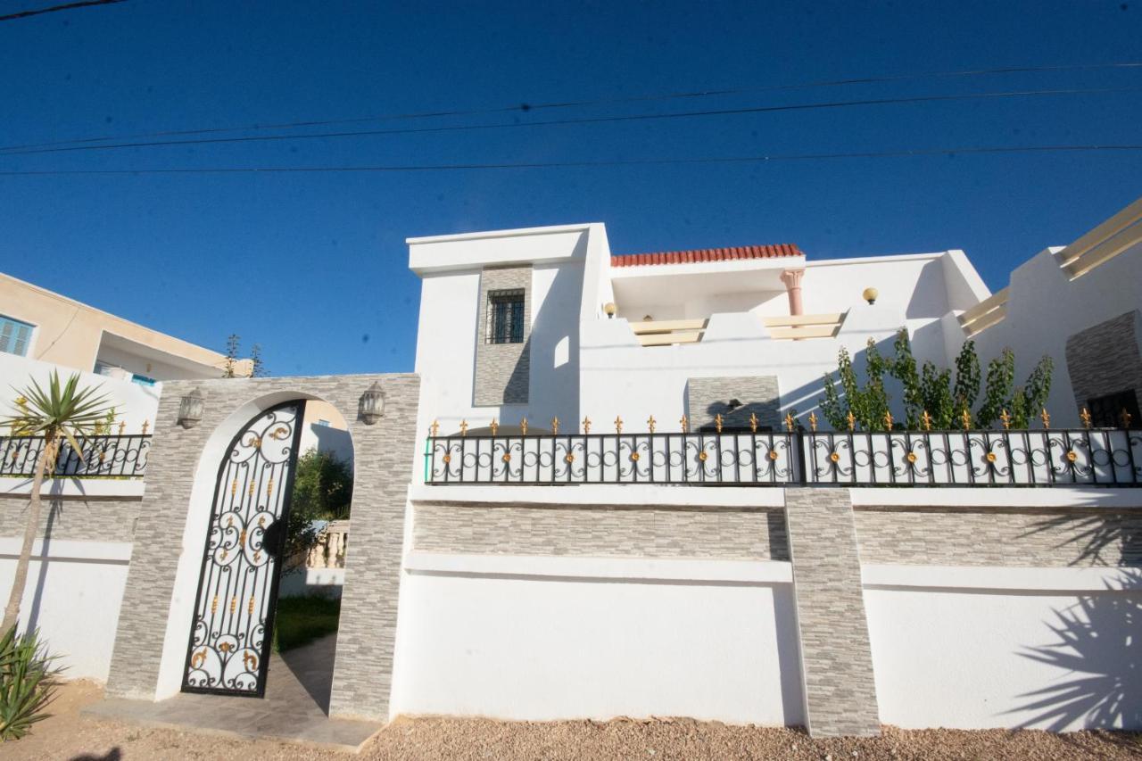 Villa Meublee Avec Piscine Et Abri De Voiture Erriadh Eksteriør billede