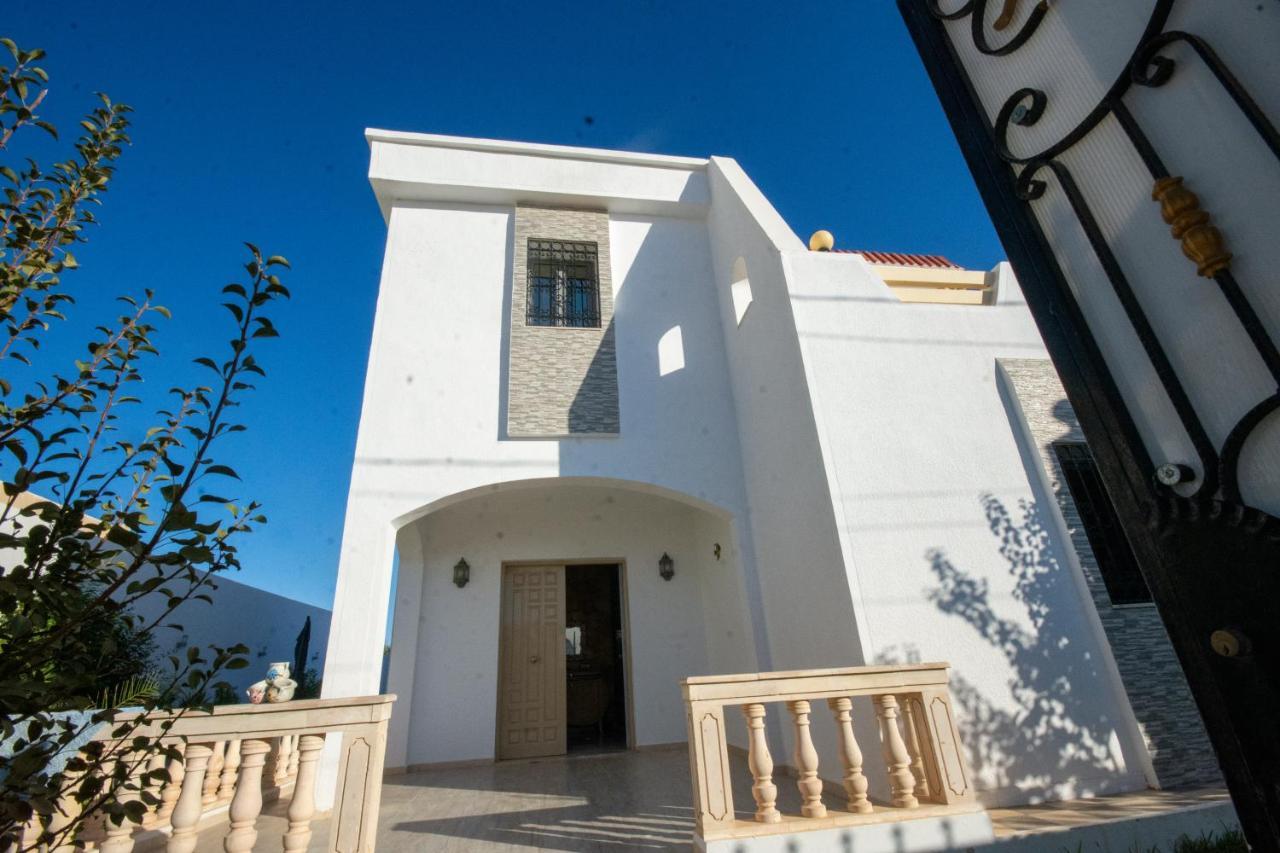 Villa Meublee Avec Piscine Et Abri De Voiture Erriadh Eksteriør billede